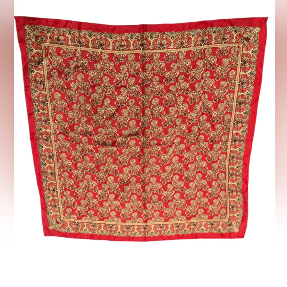 Pineda Covalin‎ 34in silk scarf